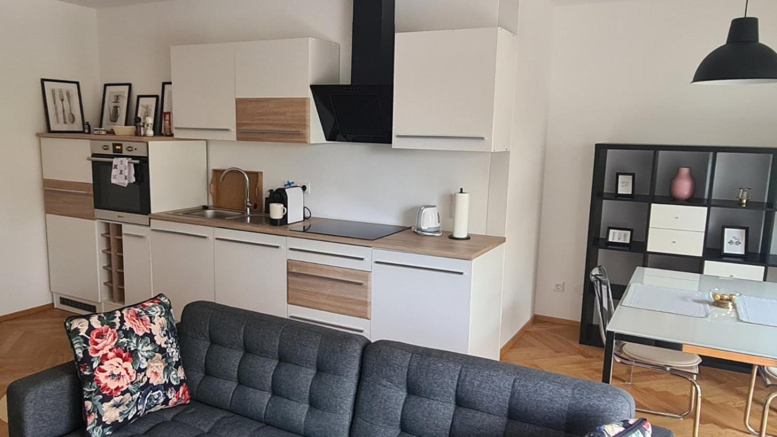 Top Apartments Kaiserebersdorf Wien Eksteriør bilde