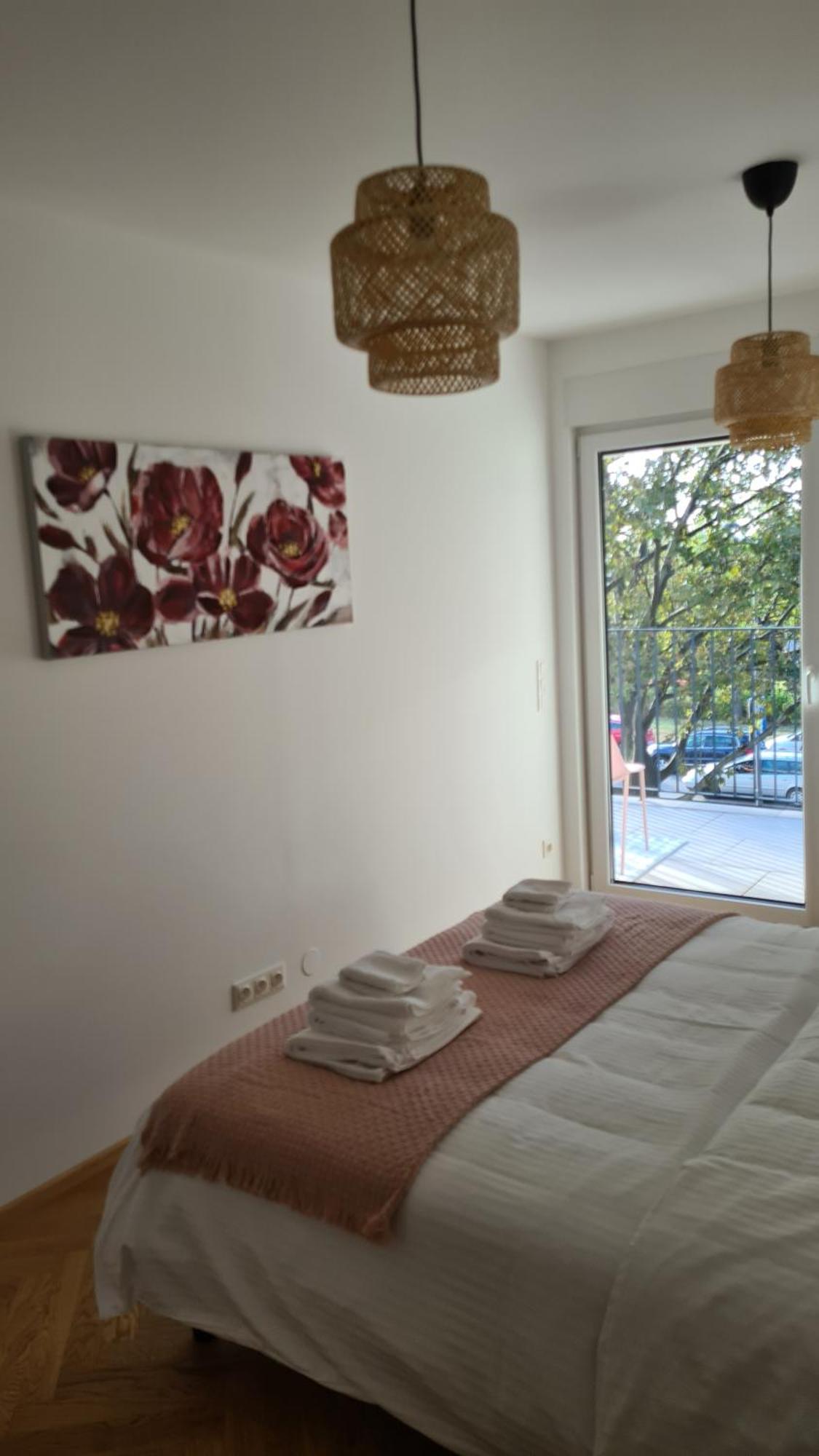 Top Apartments Kaiserebersdorf Wien Eksteriør bilde